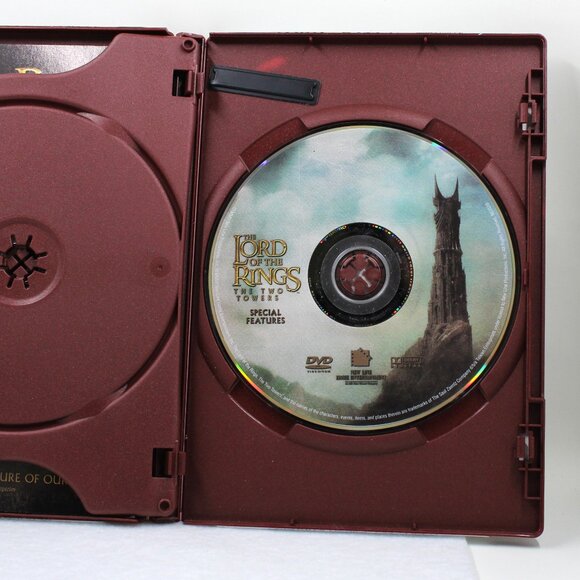 The Lord of the Rings: The Two Towers Widescreen Movie on DVD - Picture 7 of 12